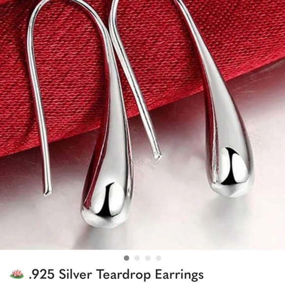 ๐ชท Handcrafted Purple Beaded 3pc Bracelet Set & Silver earrings - Picture 2 of 2